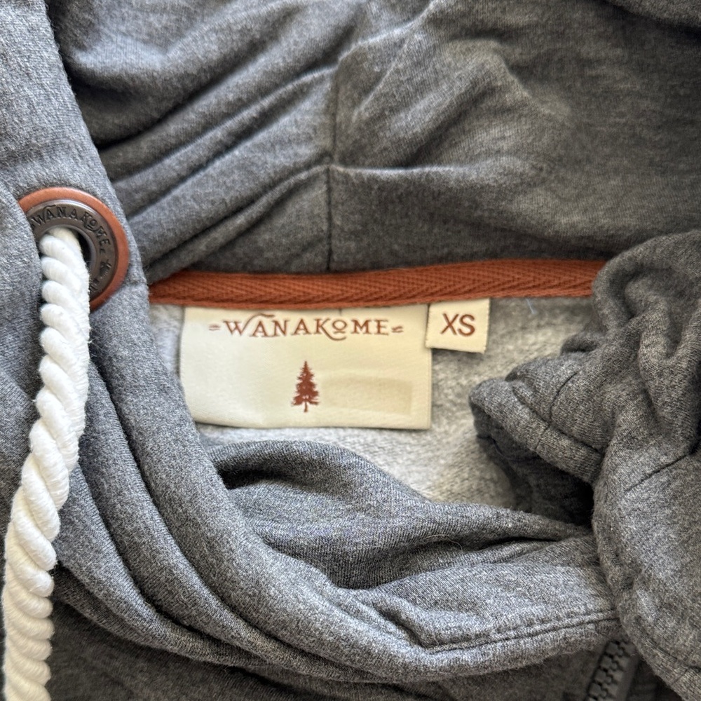 Gray Jacket with Rope Drawstrings - Picture 2 of 2